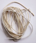 Wax strings 2 rolls/1meter , dia 1mm, white/light beige